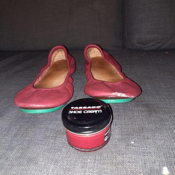 Tieks cardinal red size 10 + tarrago polish - Picture 3 of 4